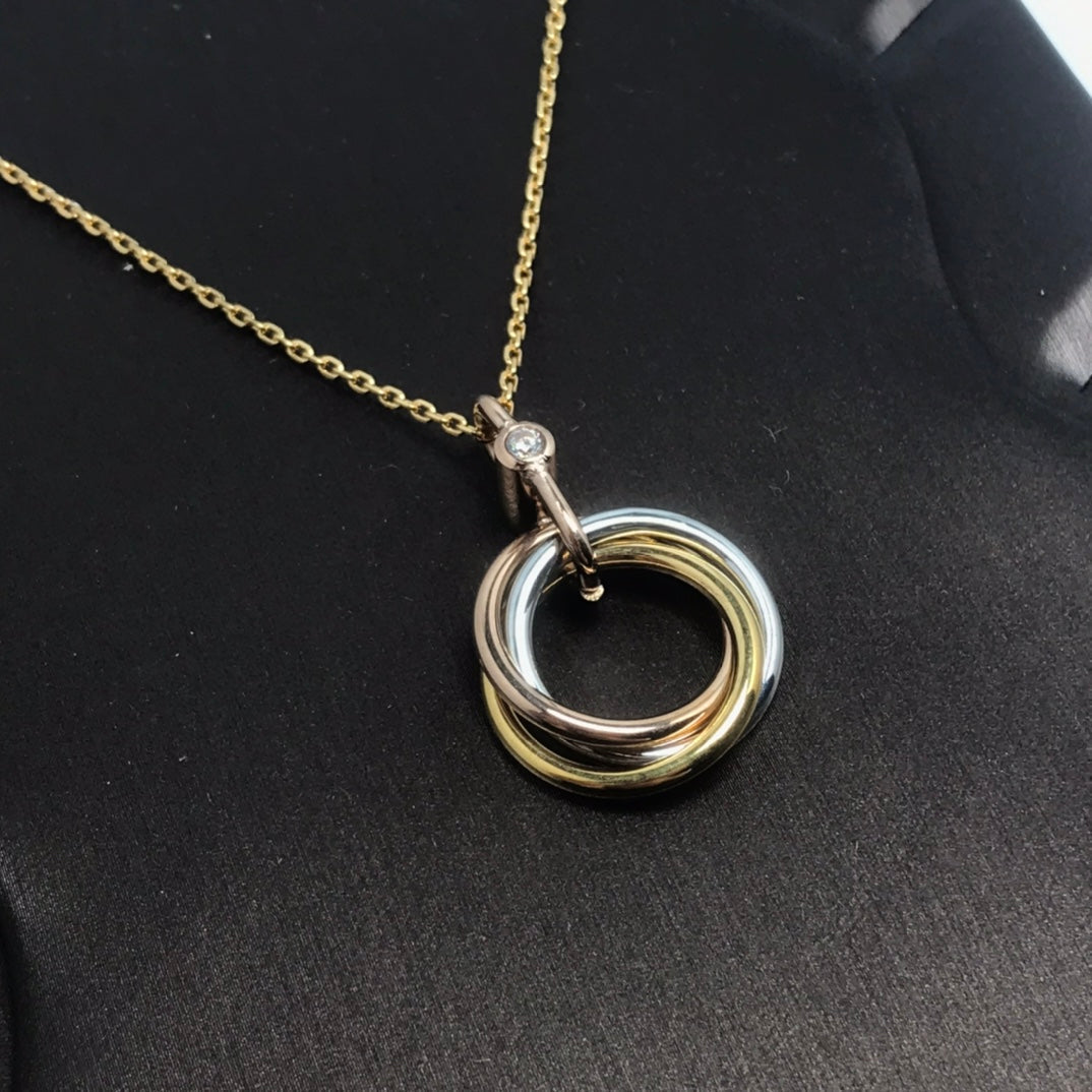 [✨ROSE💎]TRINITY  NECKLACE 1 DIAMOND