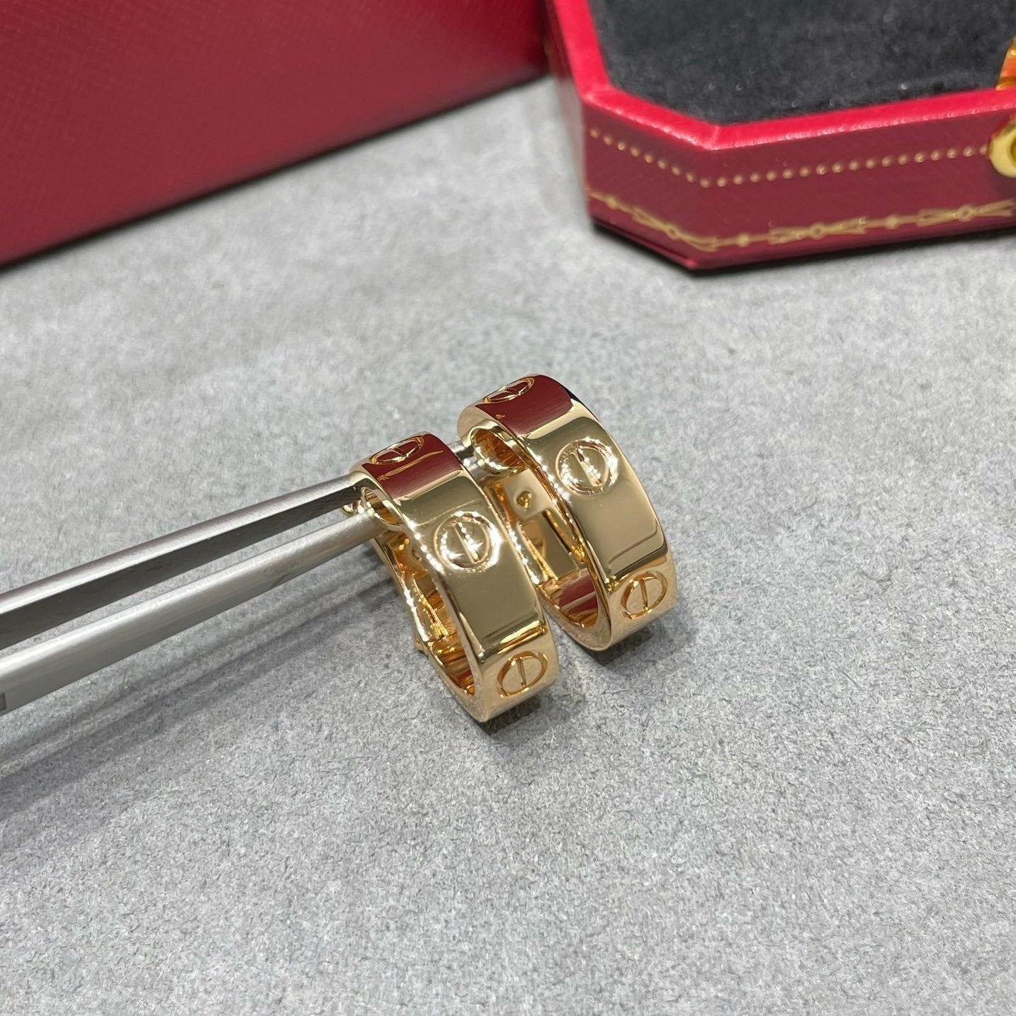 [✨ROSE💎]LOVE 5.5MM EARRINGS