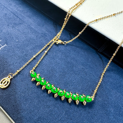 [✨ROSE💎]New Arrival: Green Bead Rivet Necklace
