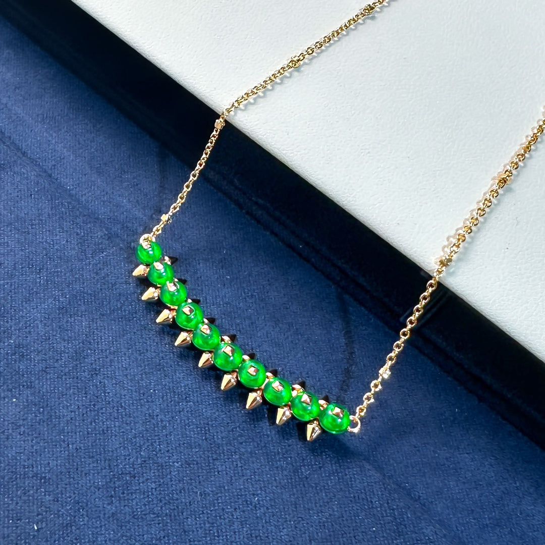 [✨ROSE💎]New Arrival: Green Bead Rivet Necklace
