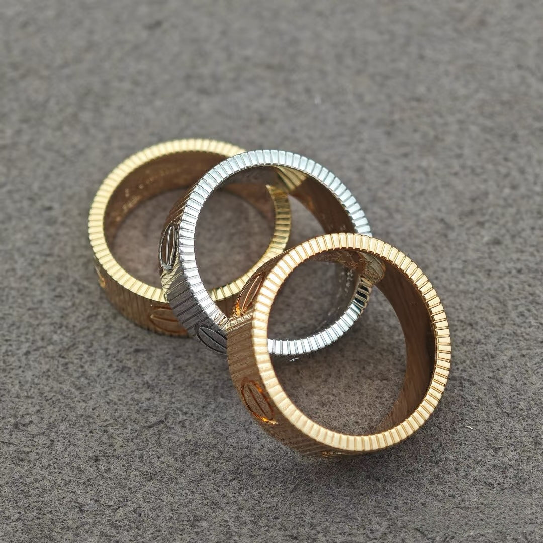[✨ROSE💎]LOVE 6.5MM RING