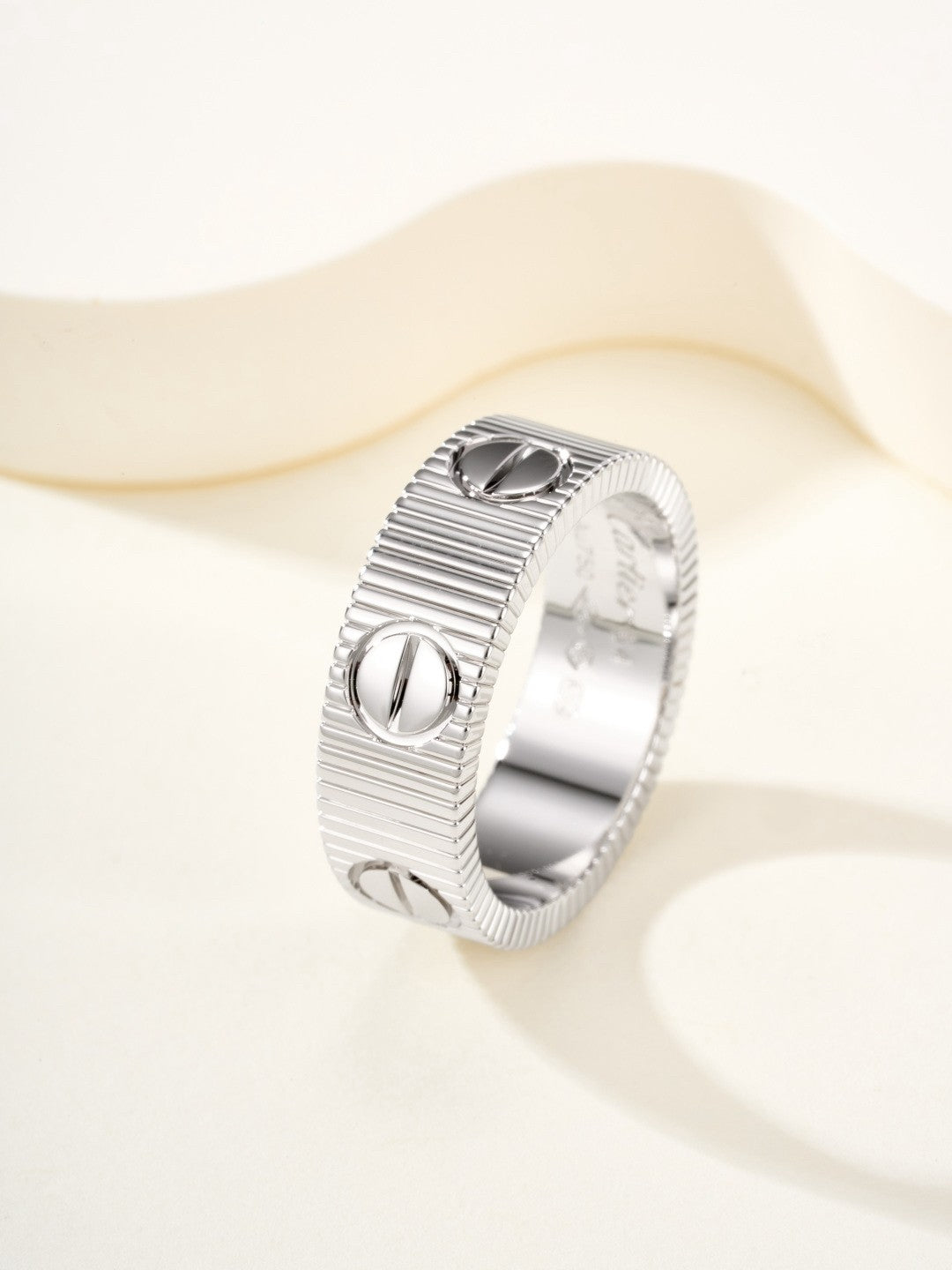 [✨ROSE💎]LOVE 6.5MM RING