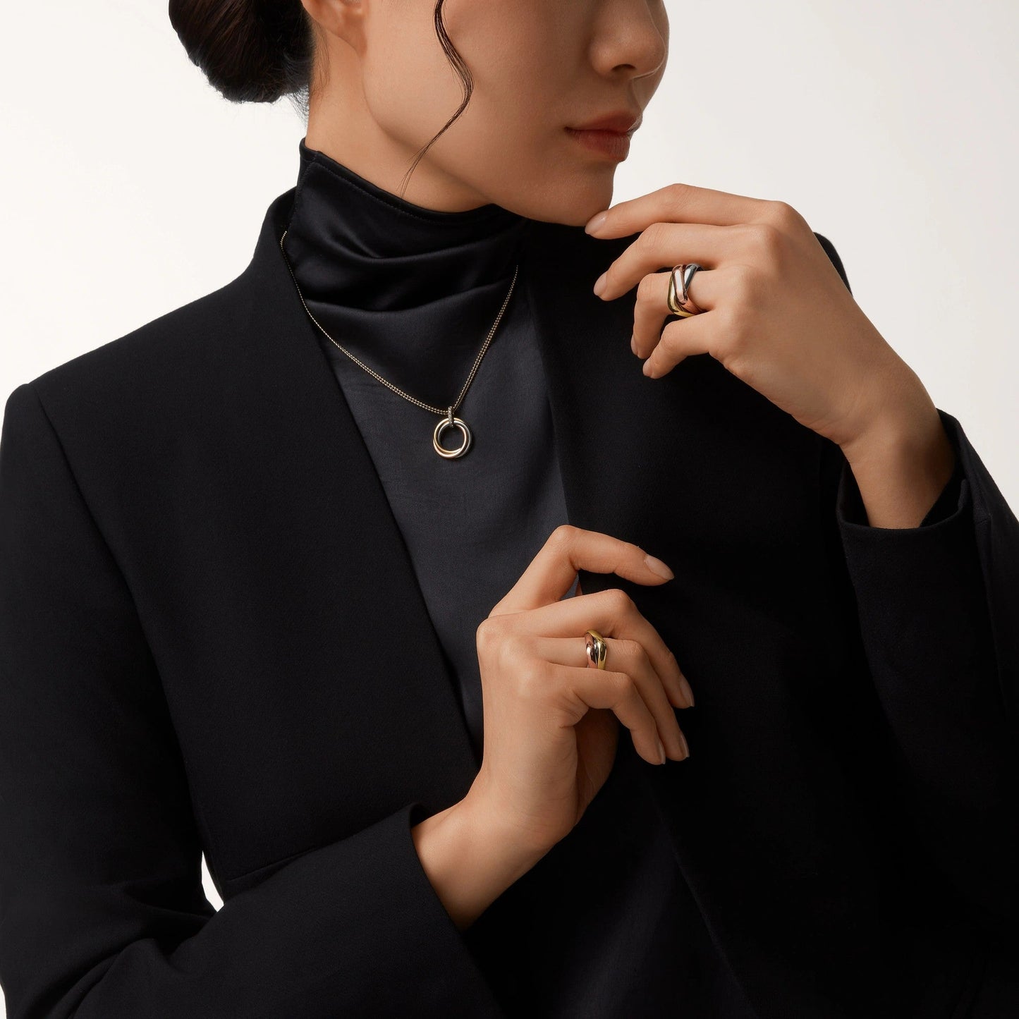 [✨ROSE💎]TRINITY MEDIUM  DIAMONDS NECKLACE