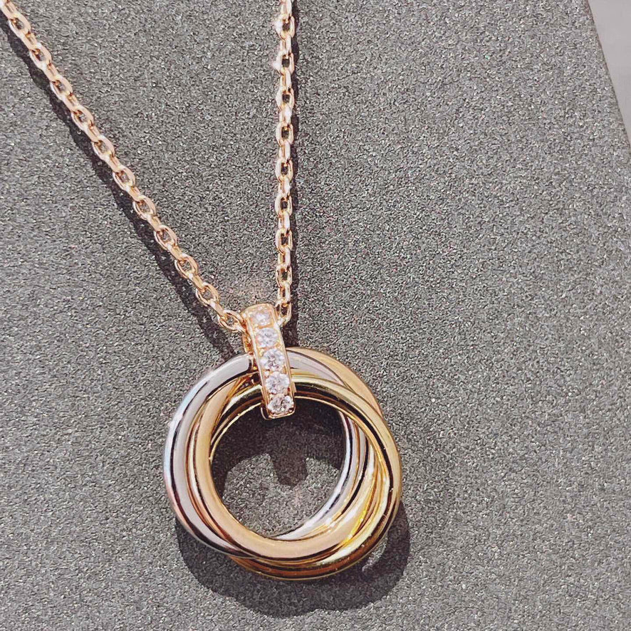 [✨ROSE💎]TRINITY NECKLACE GOLD  DIAMONDS