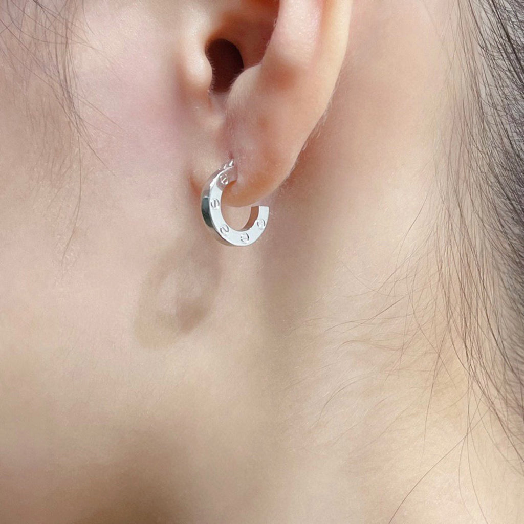 [✨ROSE💎]LOVE MINI EARRINGS