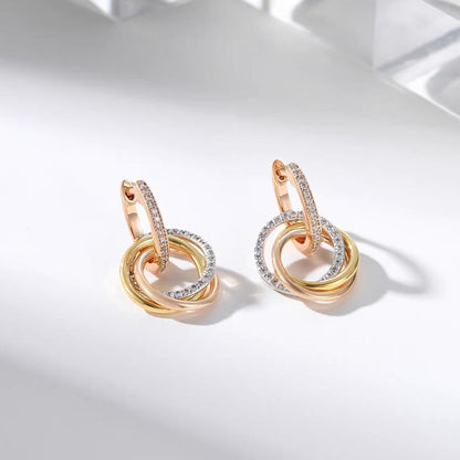[✨ROSE💎]TRINITY HALF DIAMOND  EARRINGS