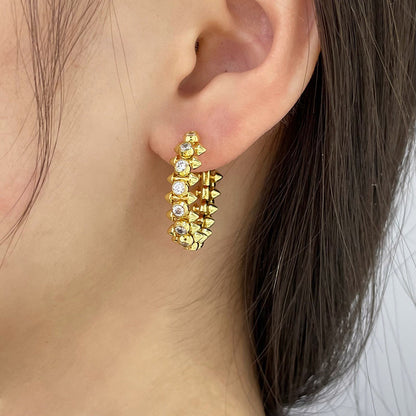 [✨ROSE💎]CLASH FULL DIAMOND MEDIUM EARRINGS