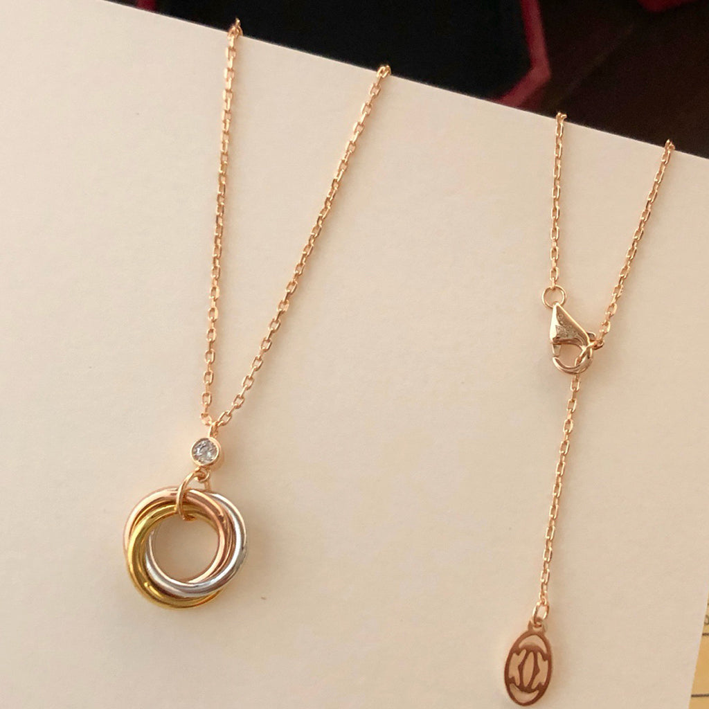 [✨ROSE💎]TRINITY  NECKLACE 1 DIAMOND
