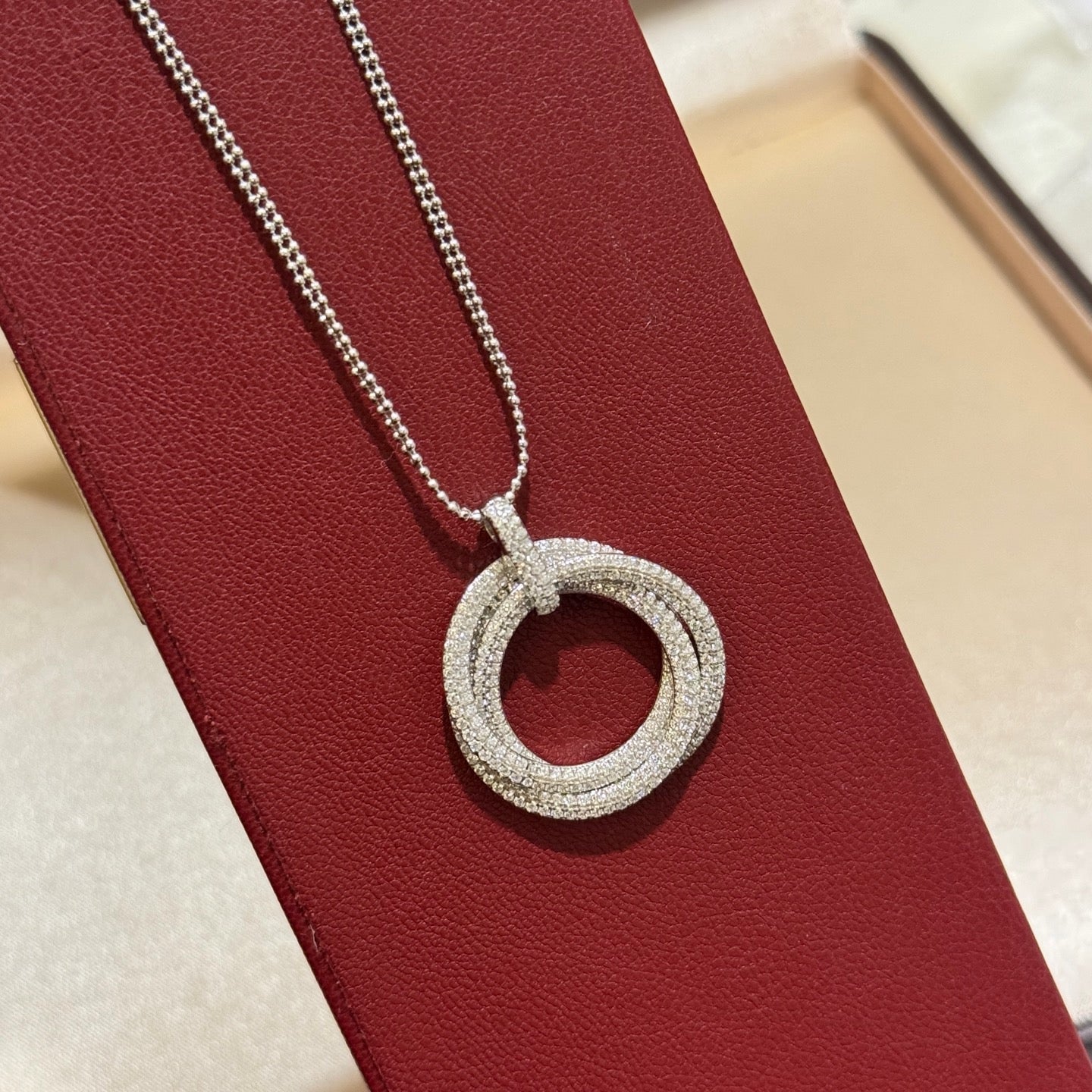 [✨ROSE💎]TRINITY LARGE FULL DIAMOND  NECKLACE