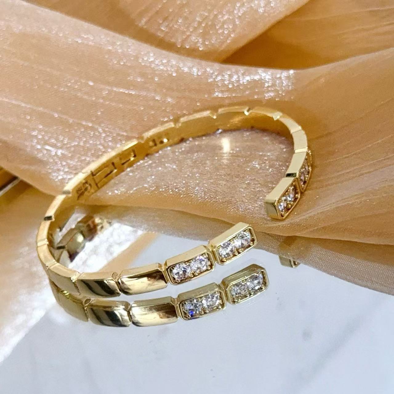 [✨ROSE💎 jewelrys]LOVE DIAMOND OPEN  BRACELET
